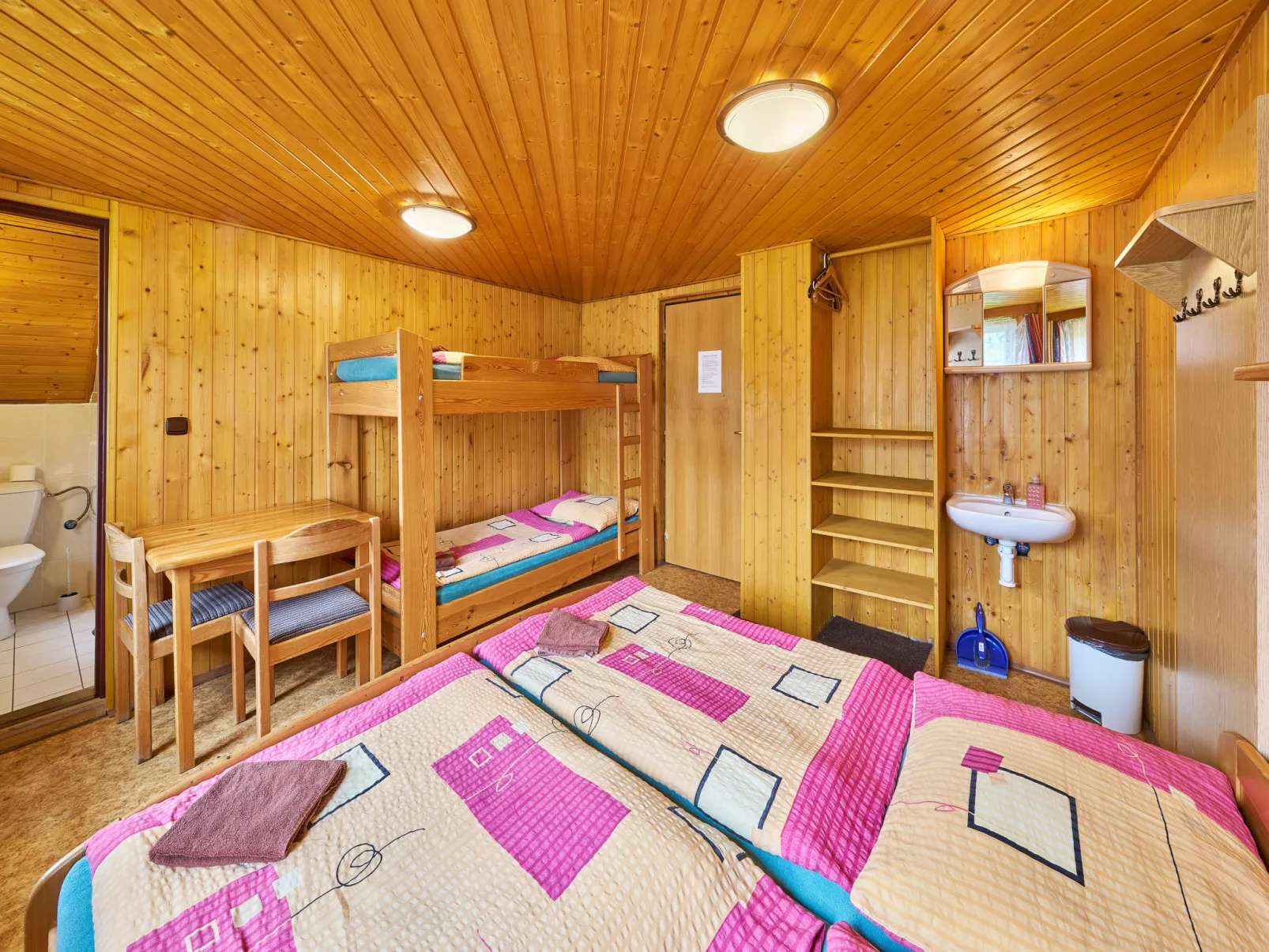 Švýcarský dvůr Lodge-Dedans