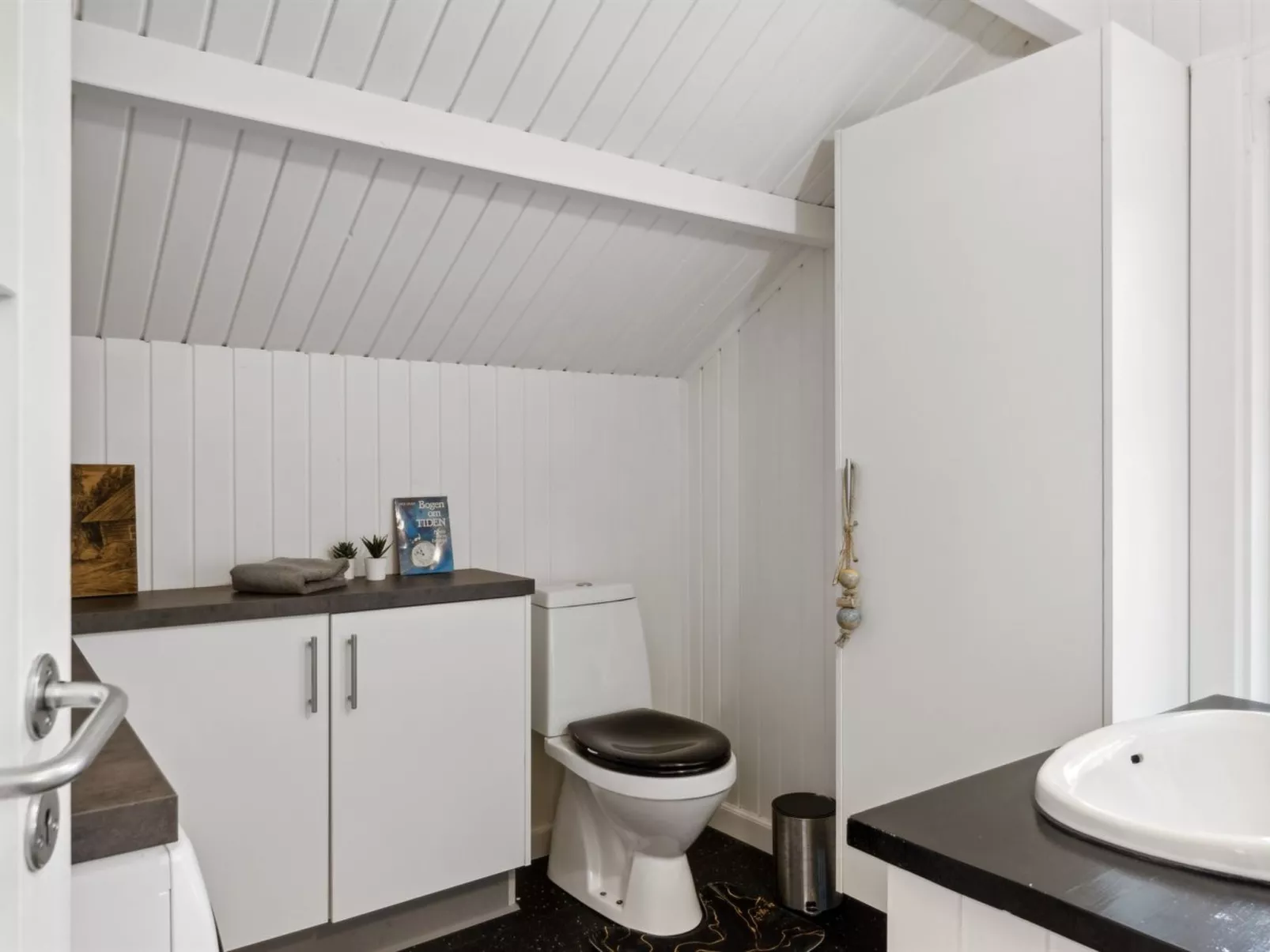 "Akule" - 6km from the sea-Dedans