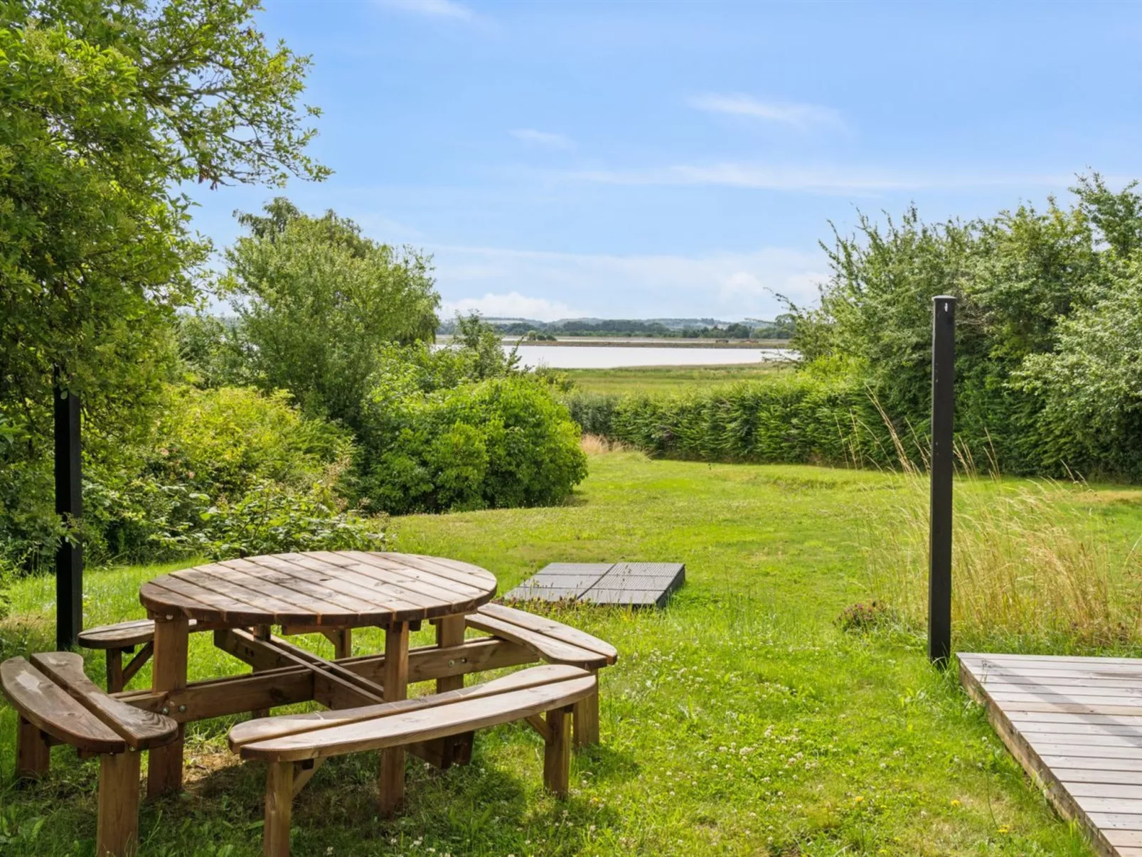 "Eero" - 175m to the fjord-Outside