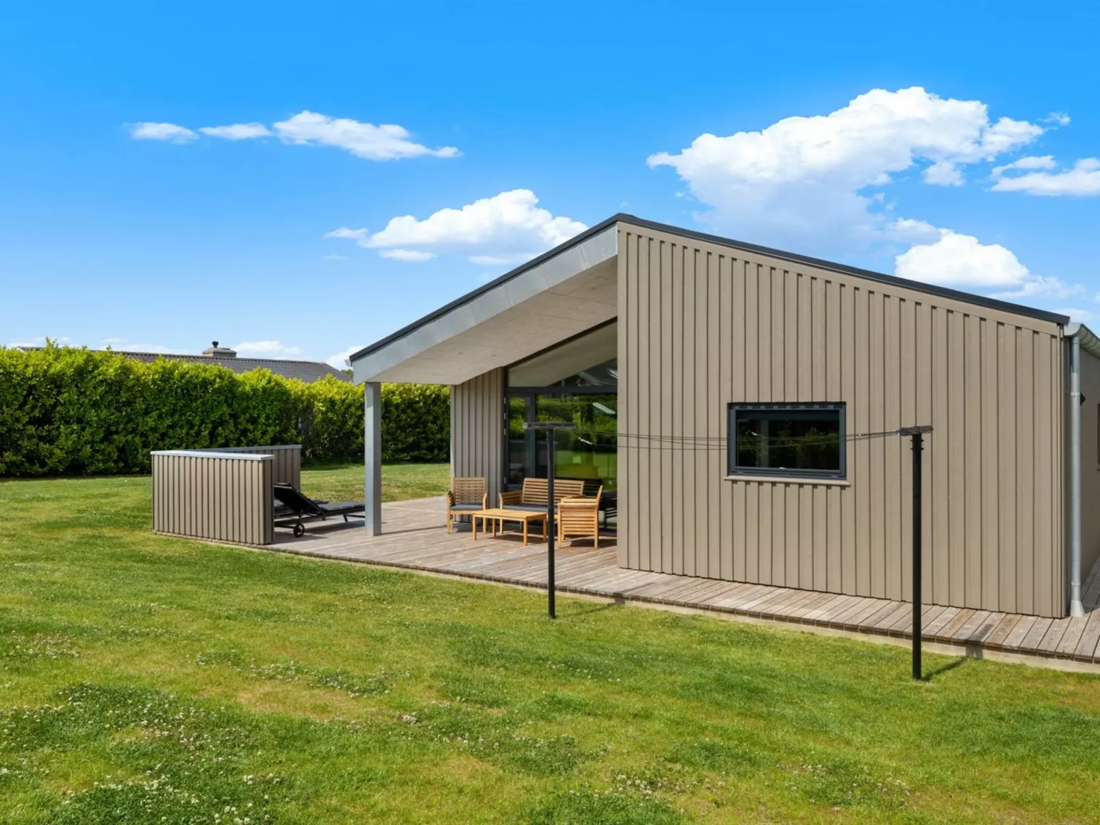 "Tydkil" - 250m from the sea-Draußen