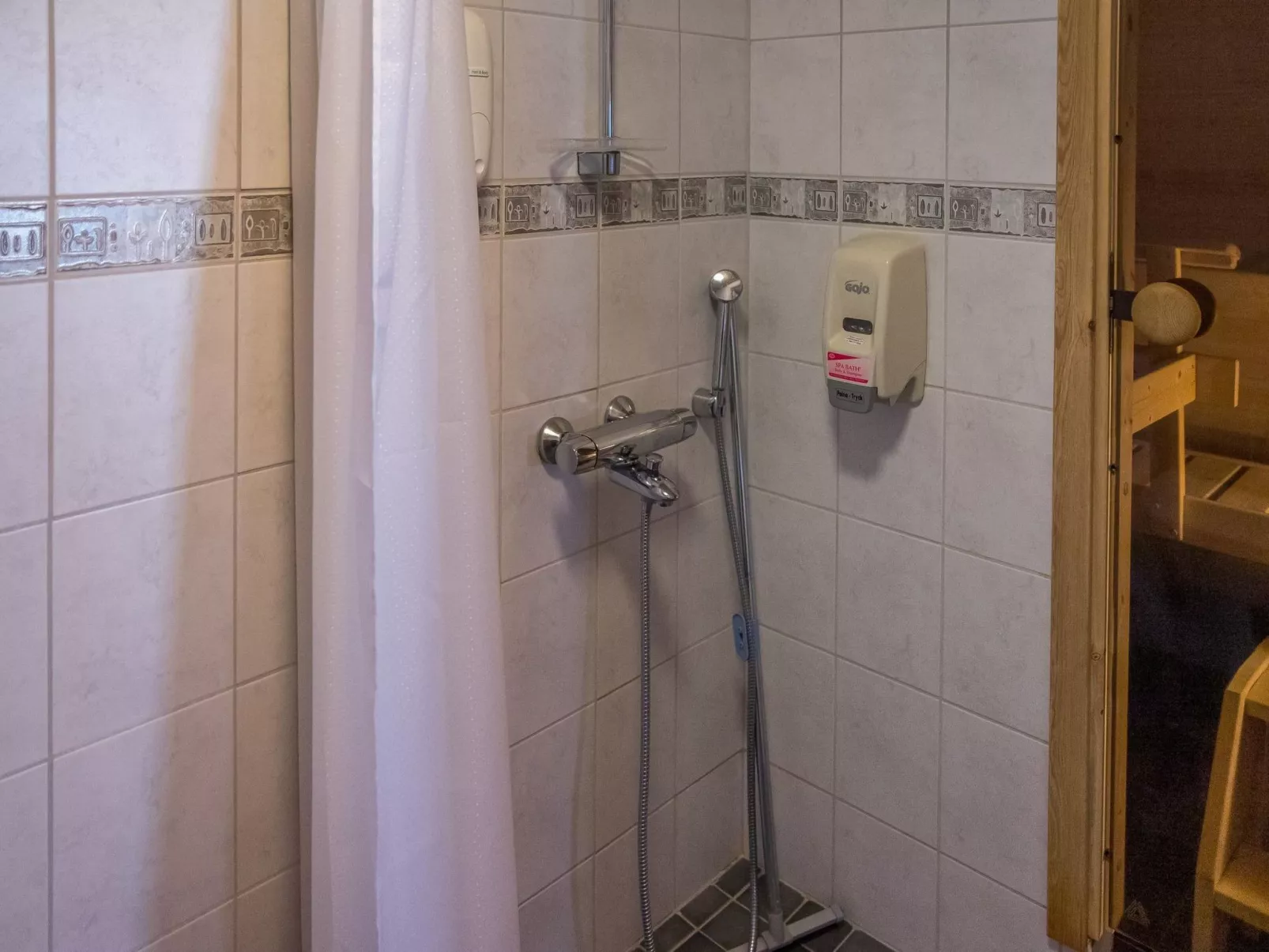 Vaeltajankulma huoneisto 3-Drinnen