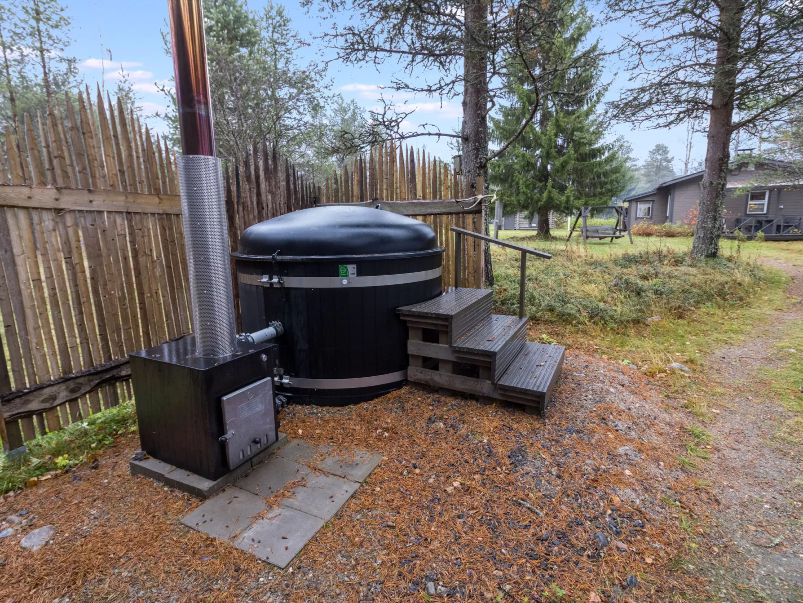 Lystikämän tupa-Dedans