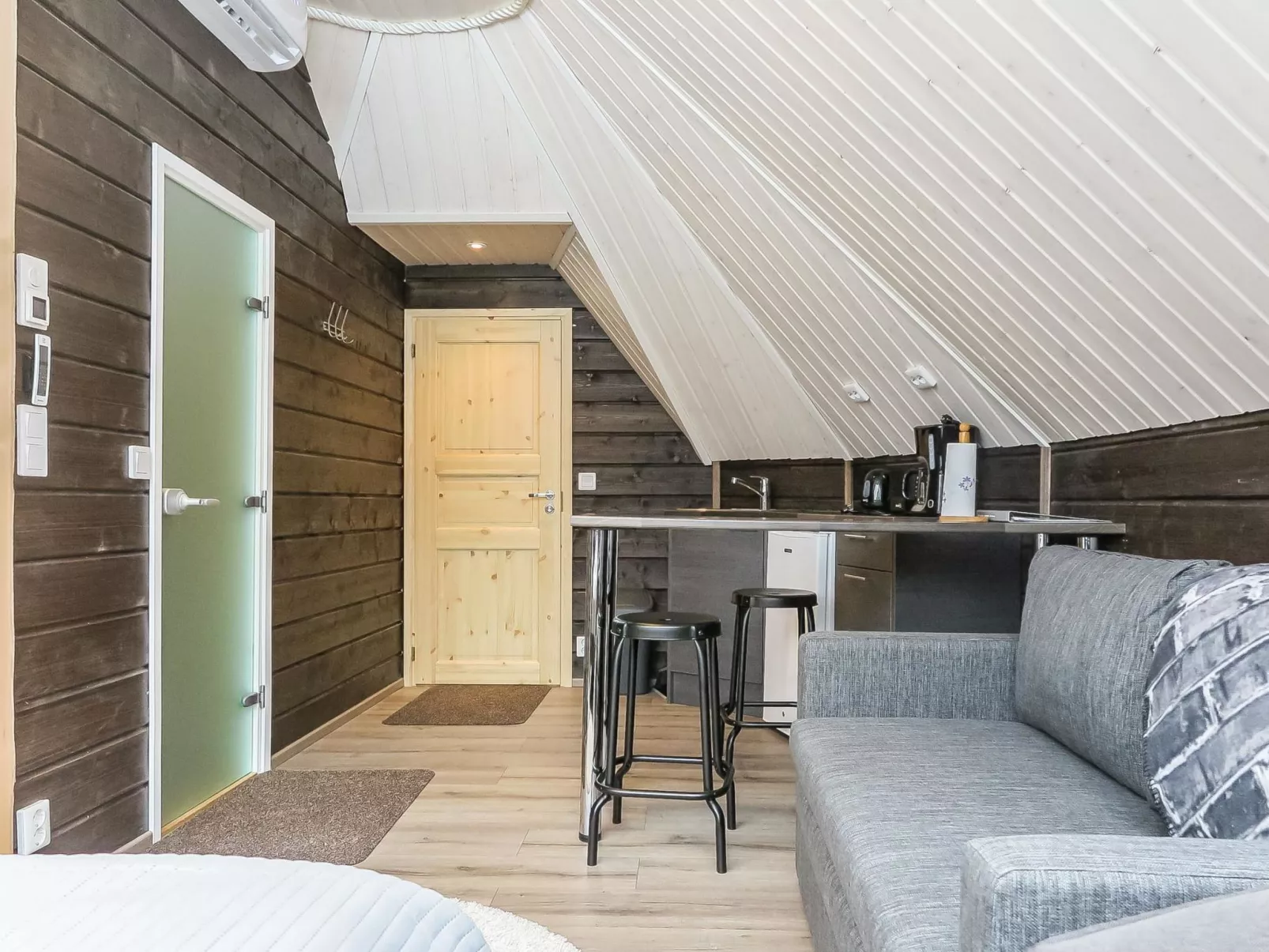 Arctic light hut-Dedans