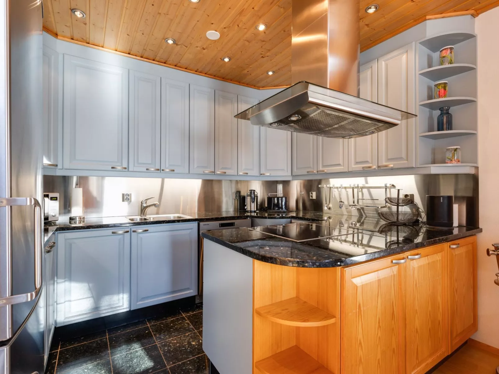 Lappi dream house-Inside