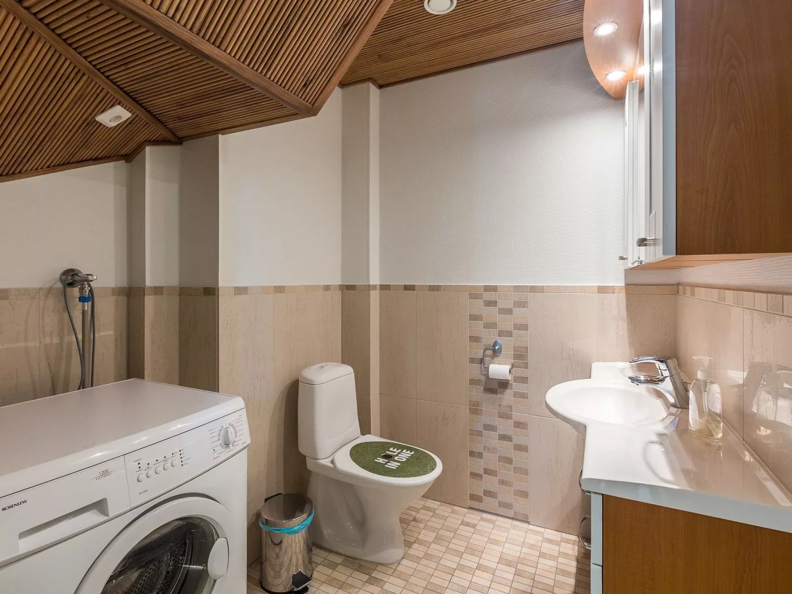 Golfväylä 3b (golf-osakkeen käyttöoikeus-Drinnen