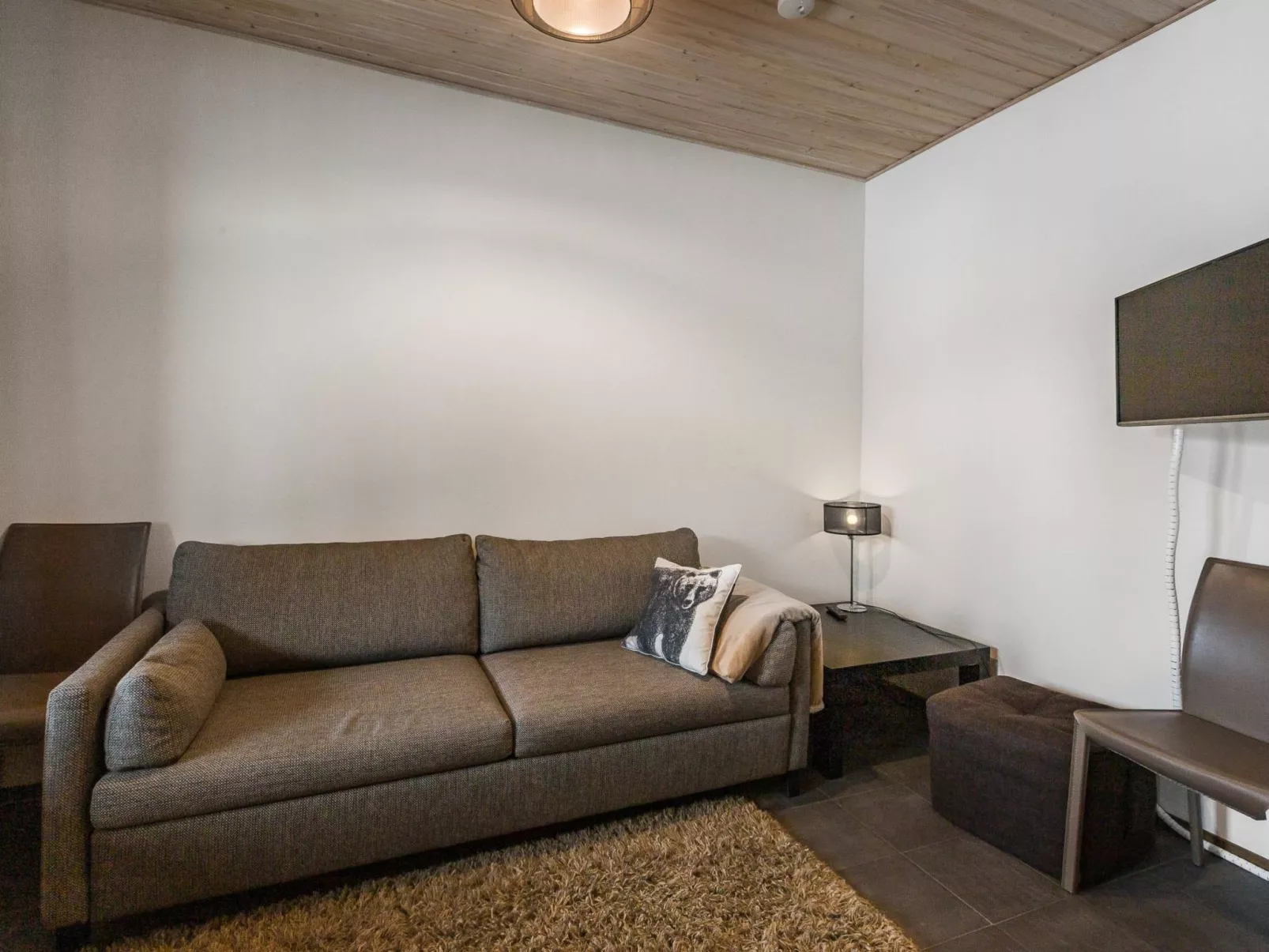 Karhunkieppi 9 a-Inside