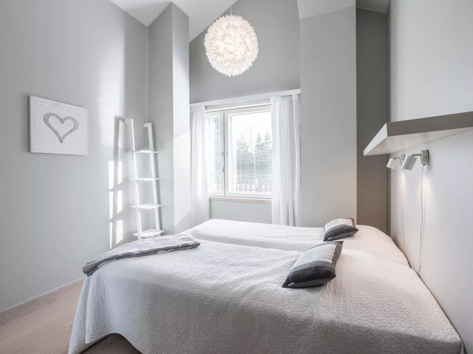 Levin stara c 15-Drinnen