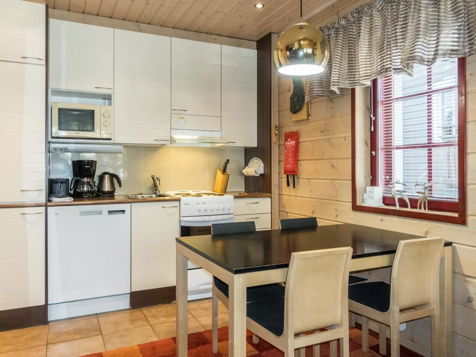 Levin otava 12-Dedans