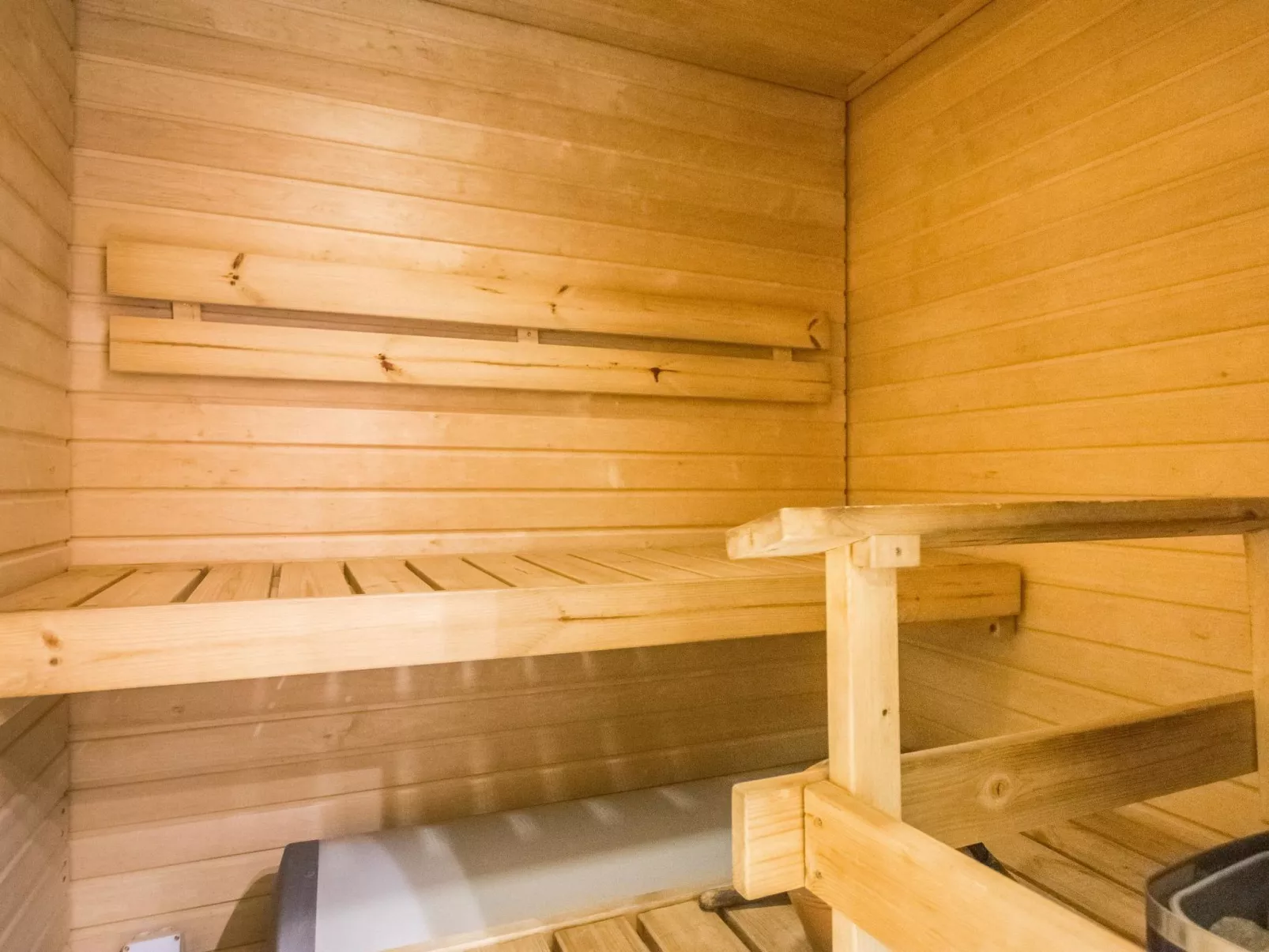 Lomariekko 6 b 7-Inside