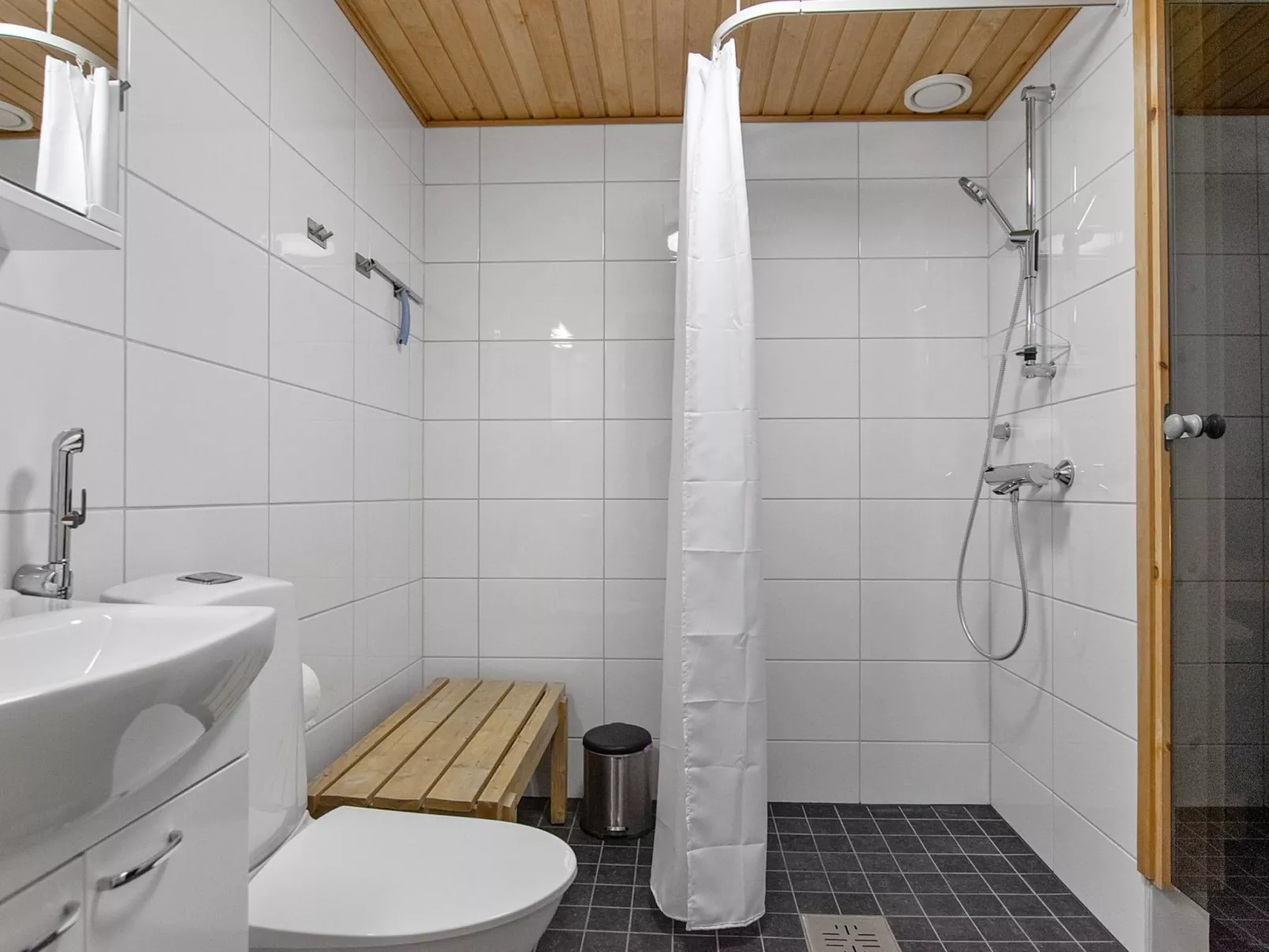 Soidinaukia a 5-Inside