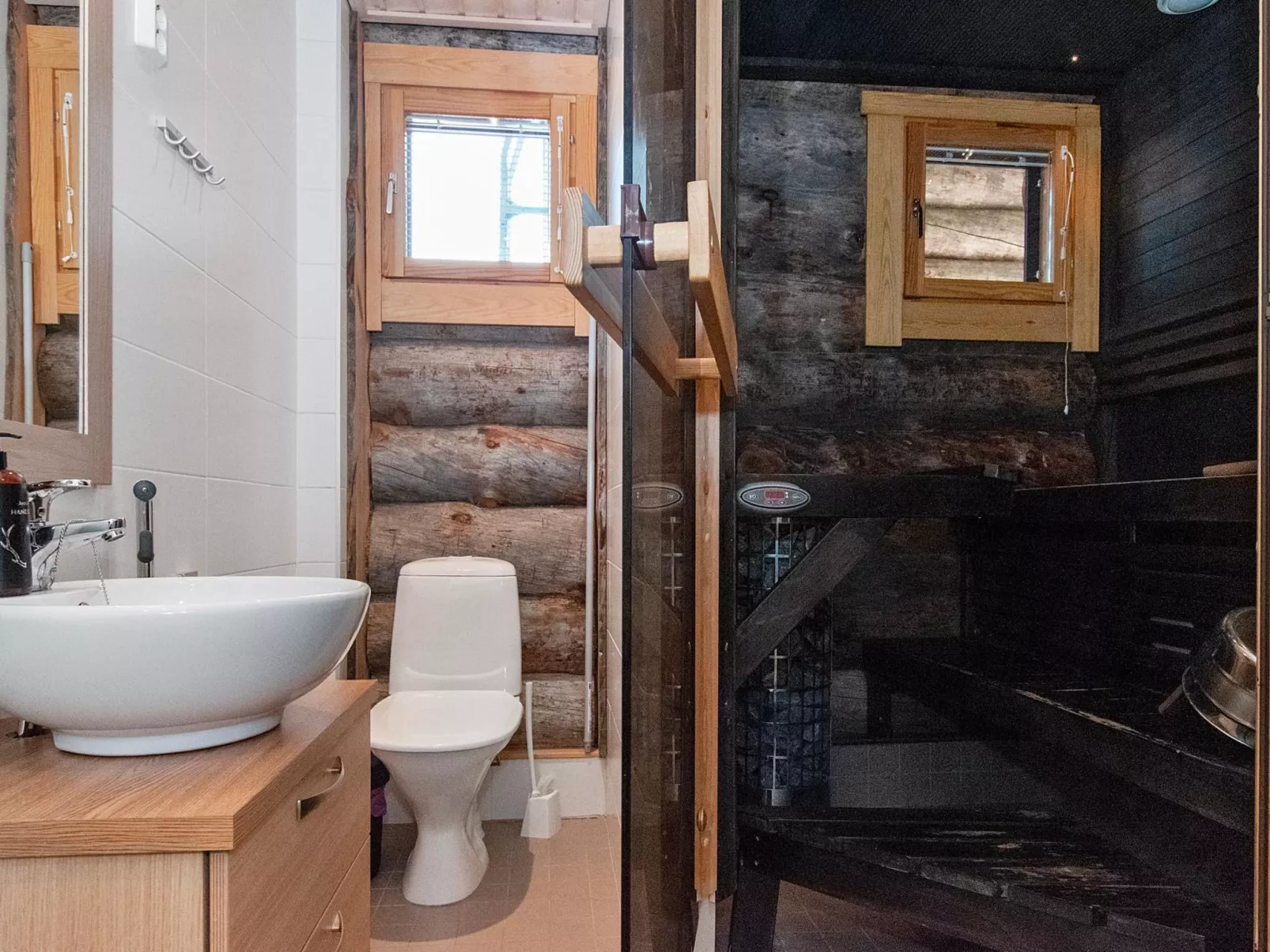 Nilikuru g18-Drinnen