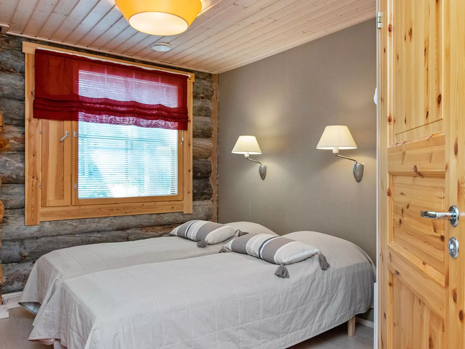 Nilikuru c 6-Drinnen