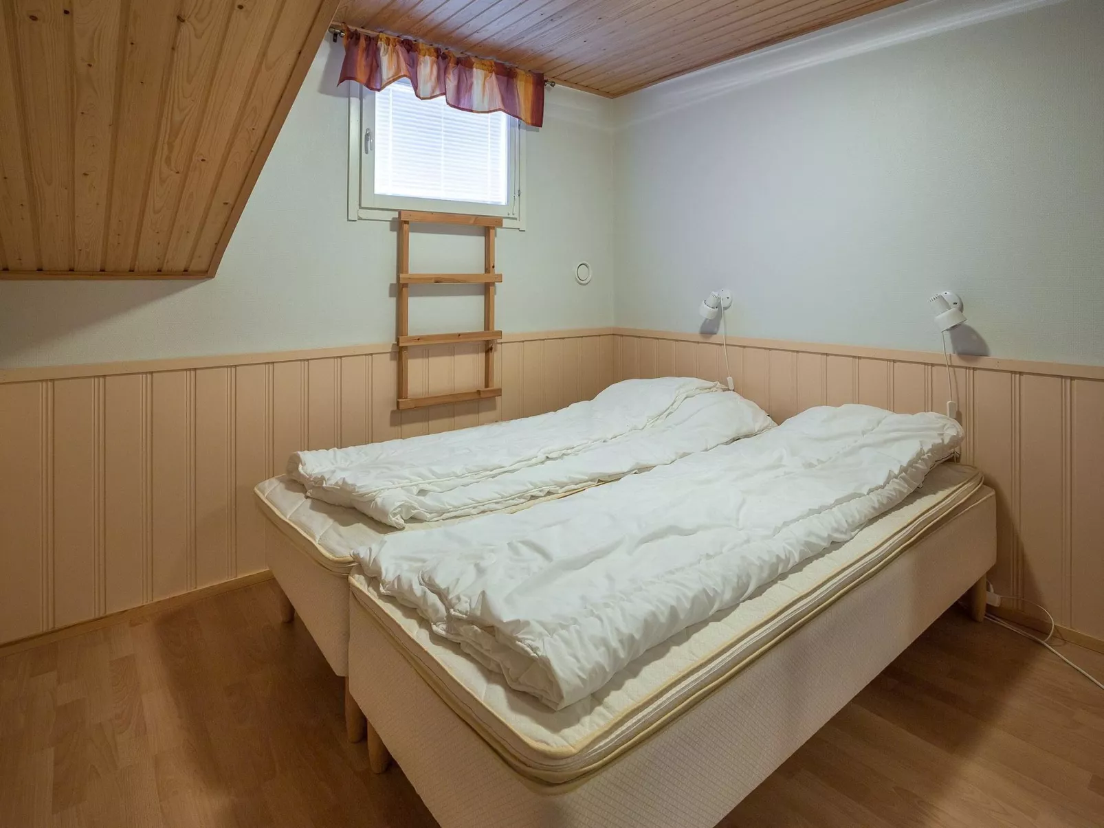 Yllästar 1 as 209 (la-la)-Inside