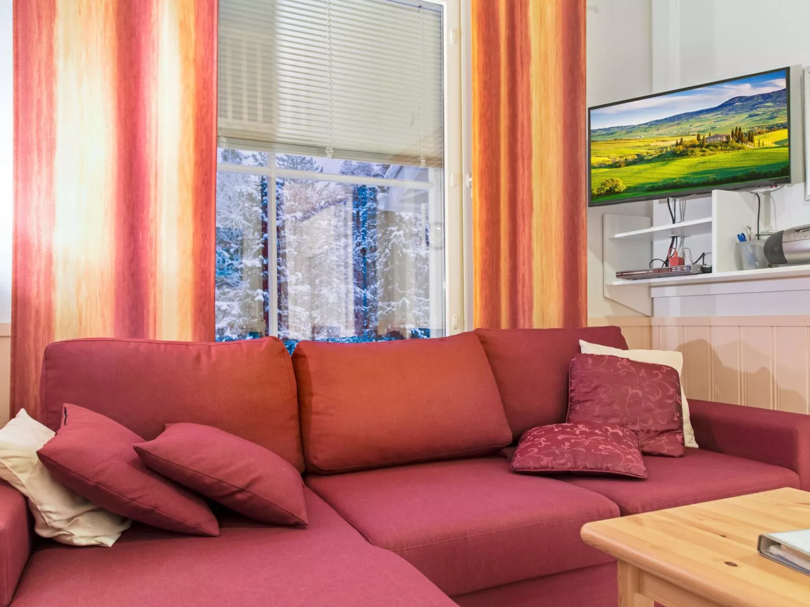 Yllästar 1 as 211-Inside