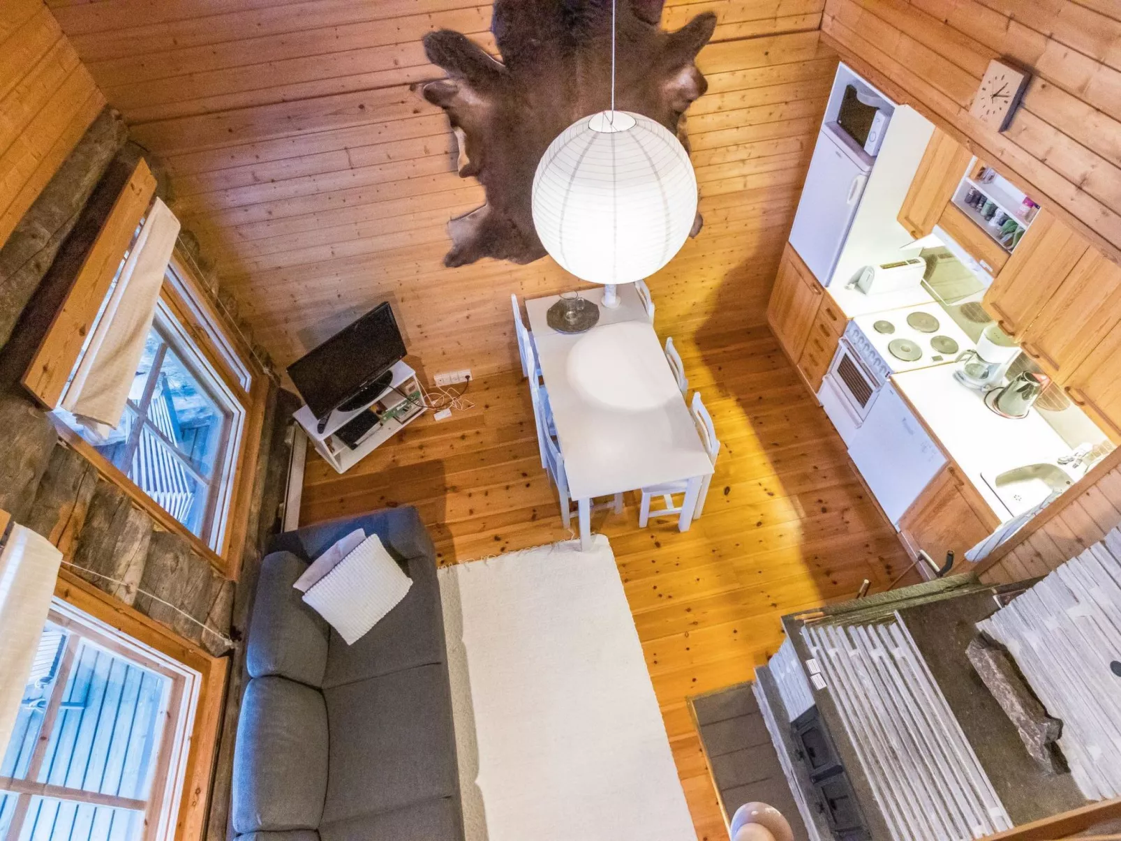 Ylläsrova b5 / kasku-Dedans