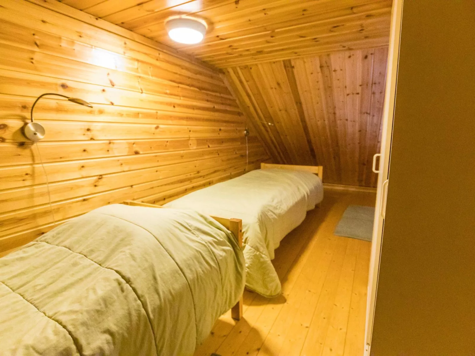 Ylläsmehto 2-Dedans