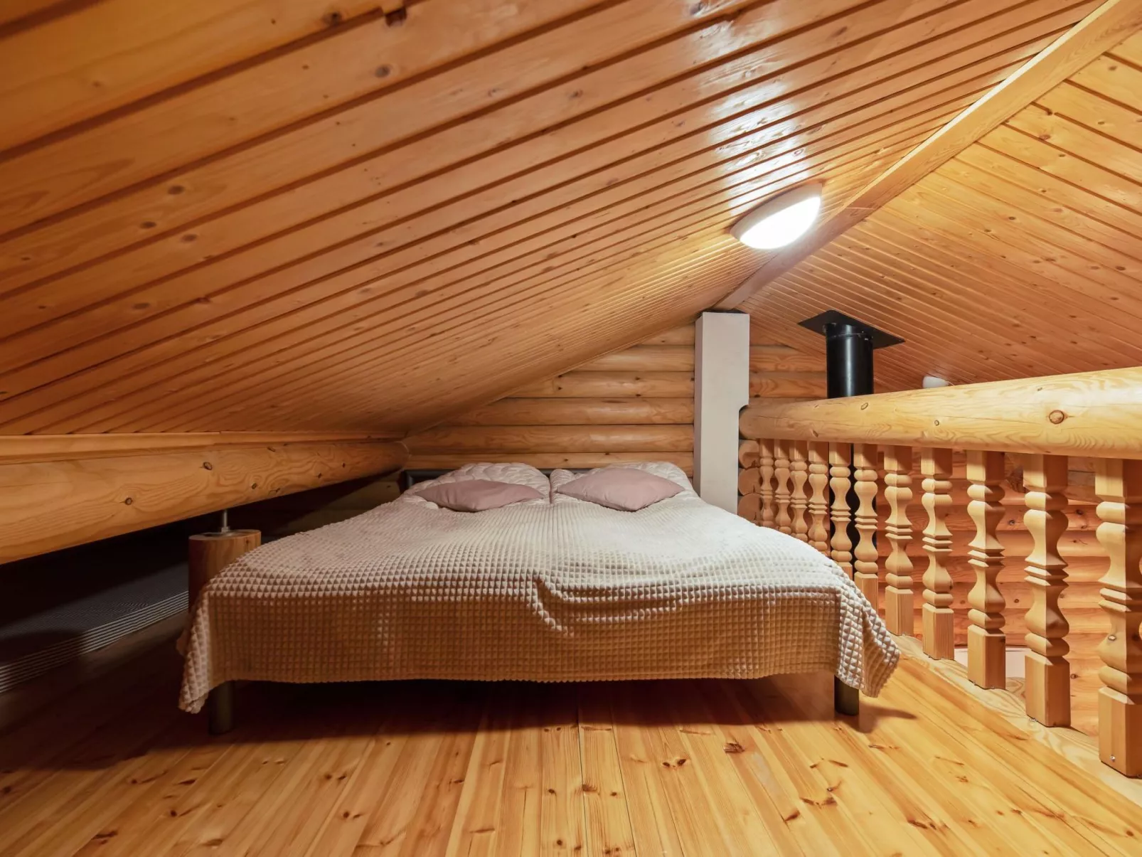 Felixinpolku 2-Dedans