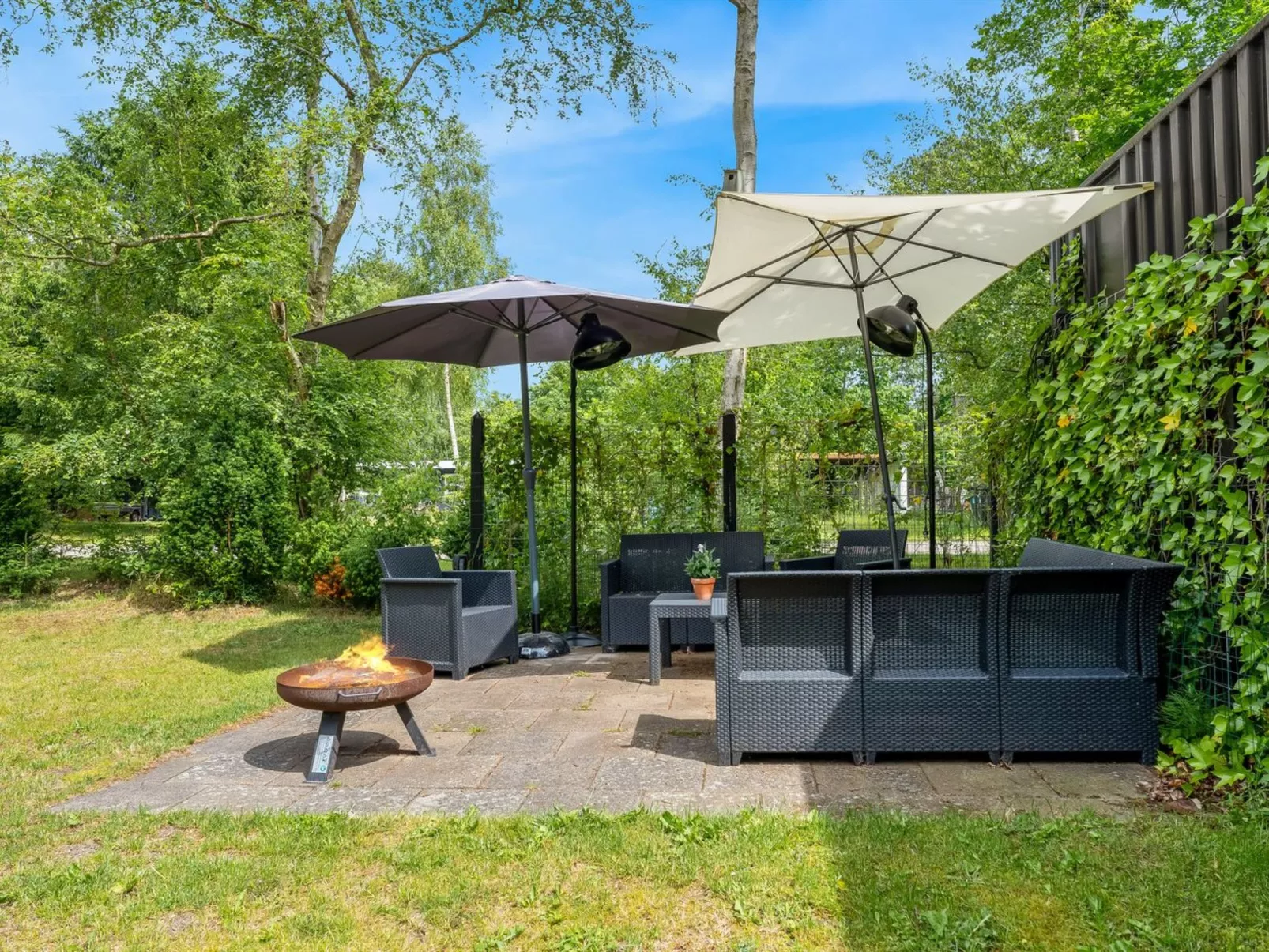 "Aija" - 175m from the sea-Outside