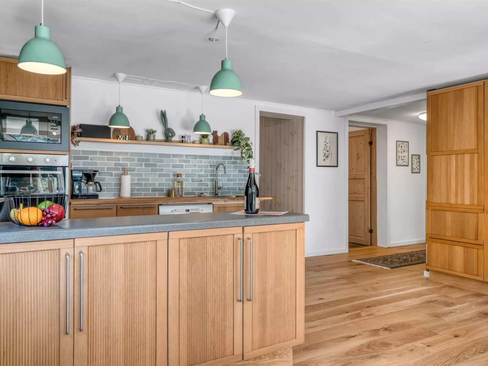 "Riitta" -  from the sea-Dedans