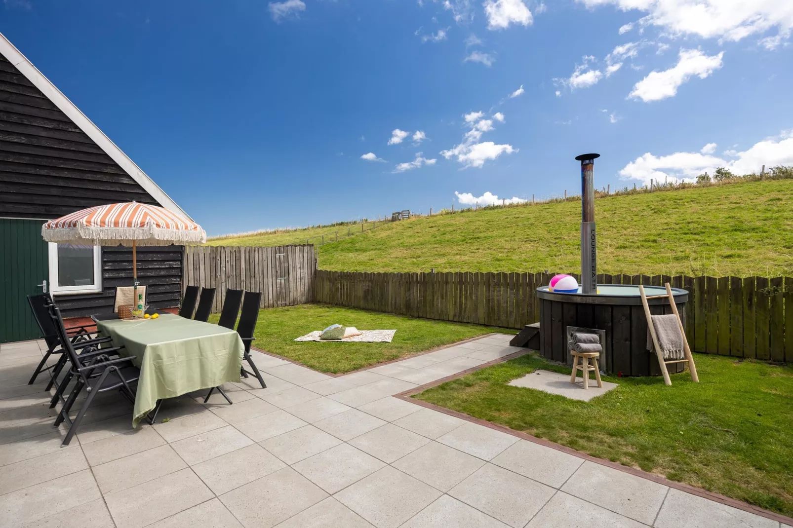 Andijk 15-Terrace balcony