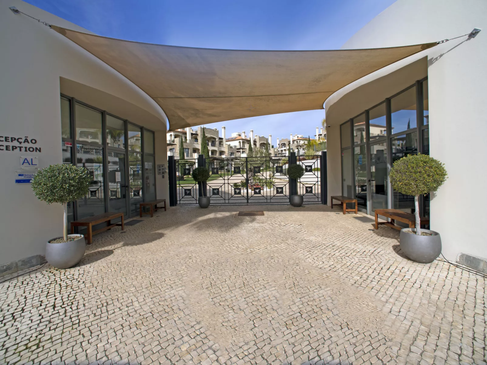 Pine Hills Reva Santuary Modern Elegance-Outside