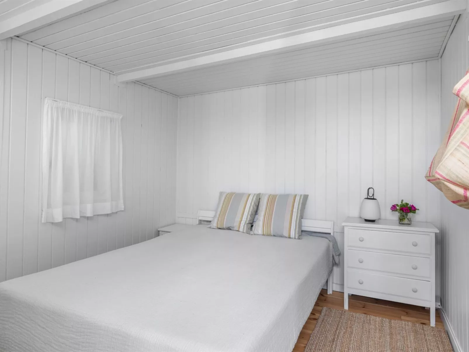 "Iven" - 140m from the sea-Drinnen