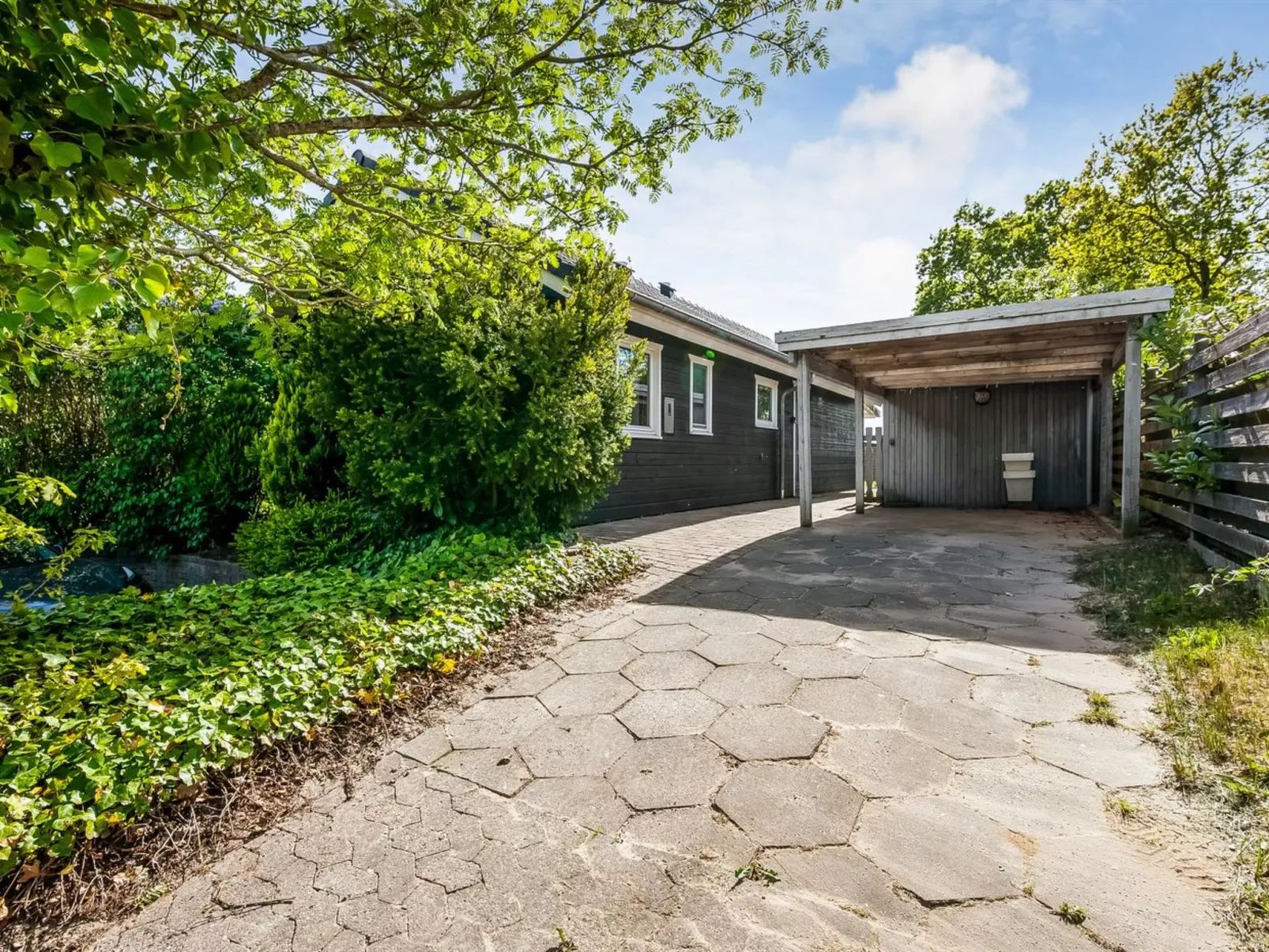 "Terttu" - 250m from the sea-Outside