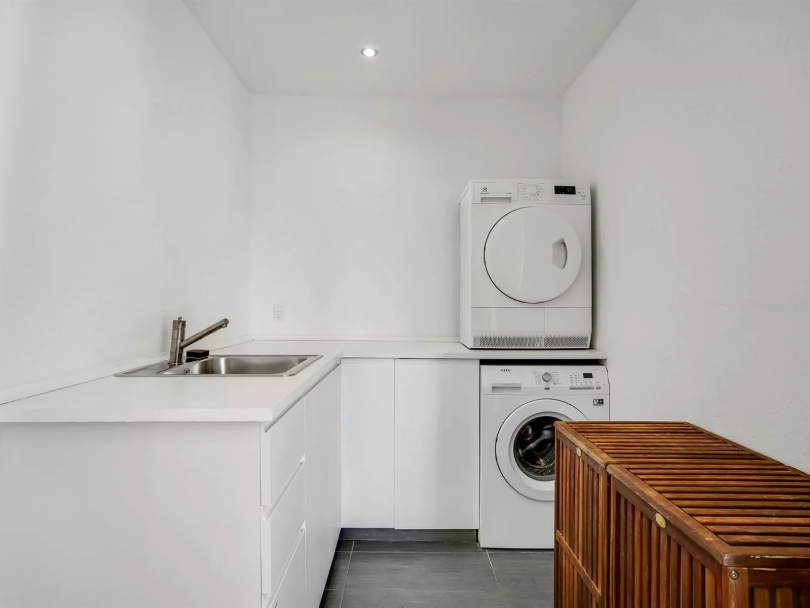 "Judit" - 10m from the sea-Dedans