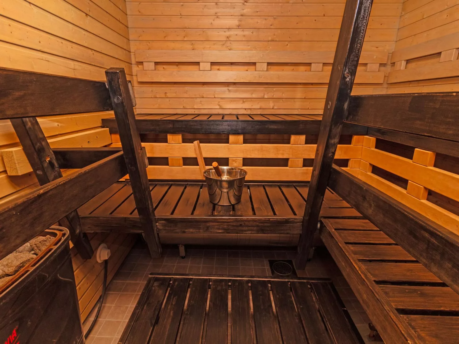 Rukan taikavuosseli 12 a-Dedans