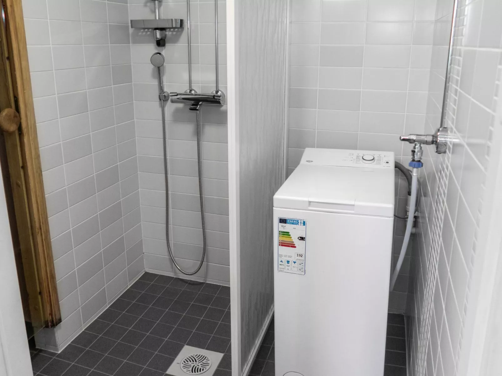 Karhunvartijan linna b16-Drinnen