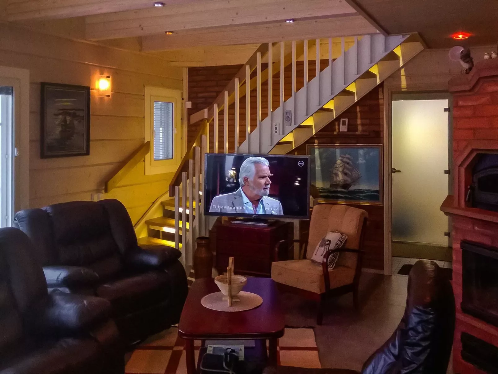 Huvila ferdinand-Inside