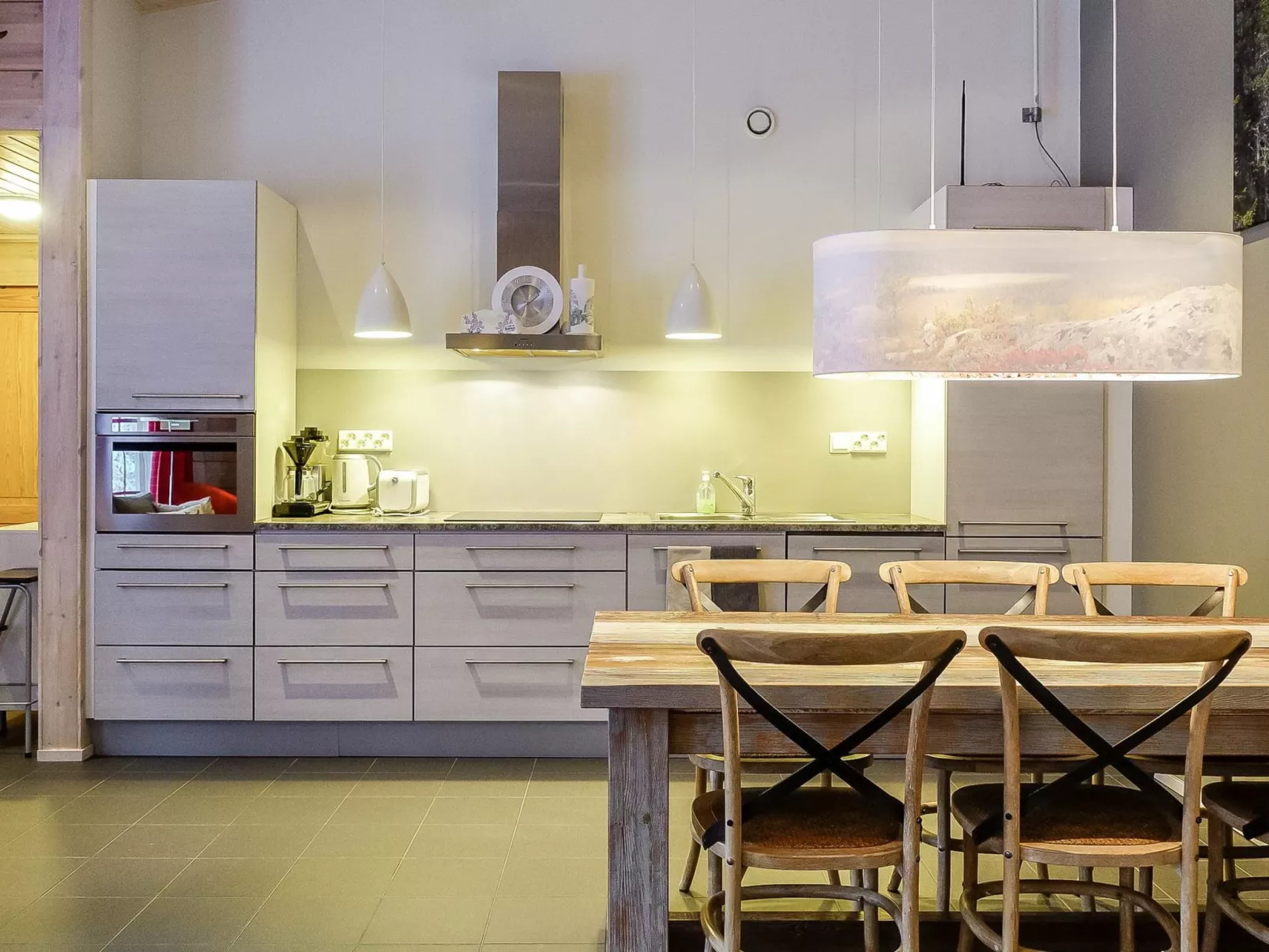 Sallan panparkstie 14 b-Dedans