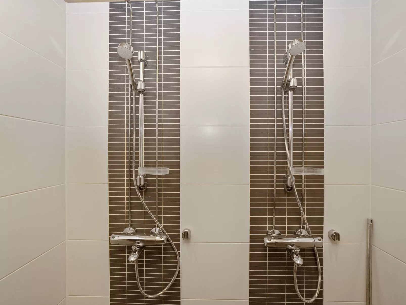 Vuosselin kataja 5-Dedans