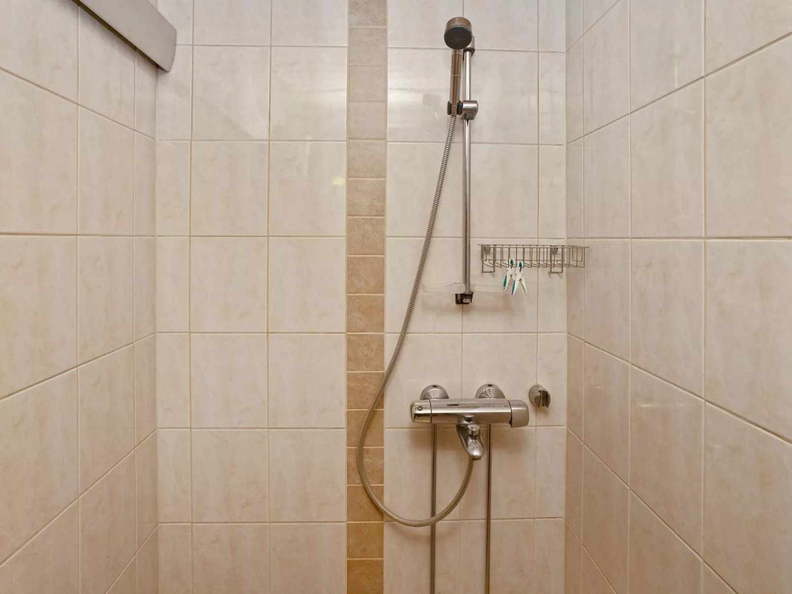 Kaukosaaren ahonrinne-Dedans