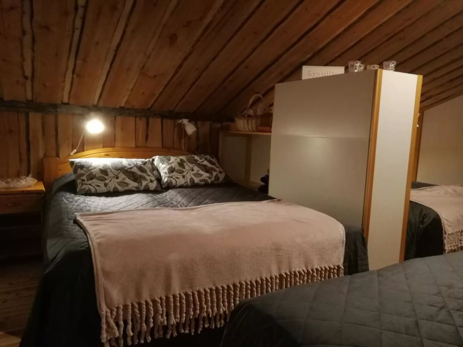 Vuokatinportti b 9-Dedans