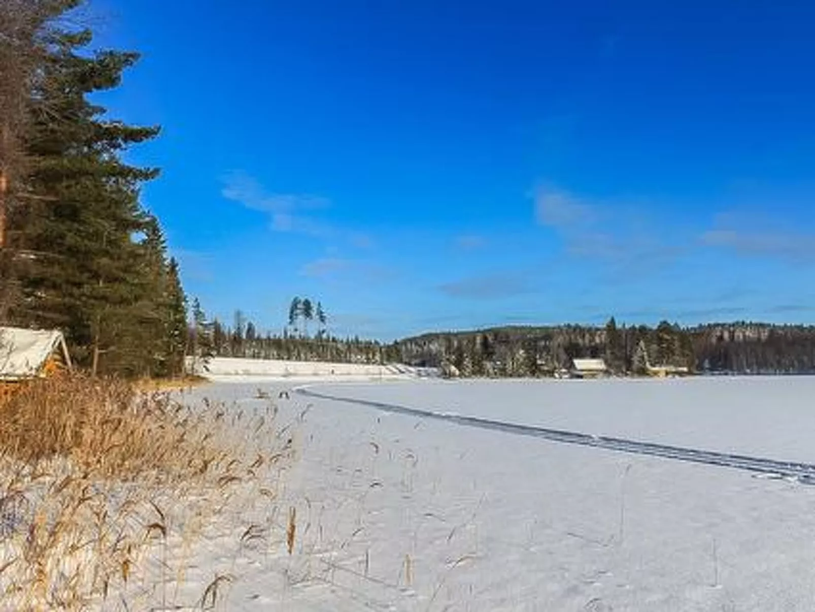 Keitaanniemen lomamökki-Dedans