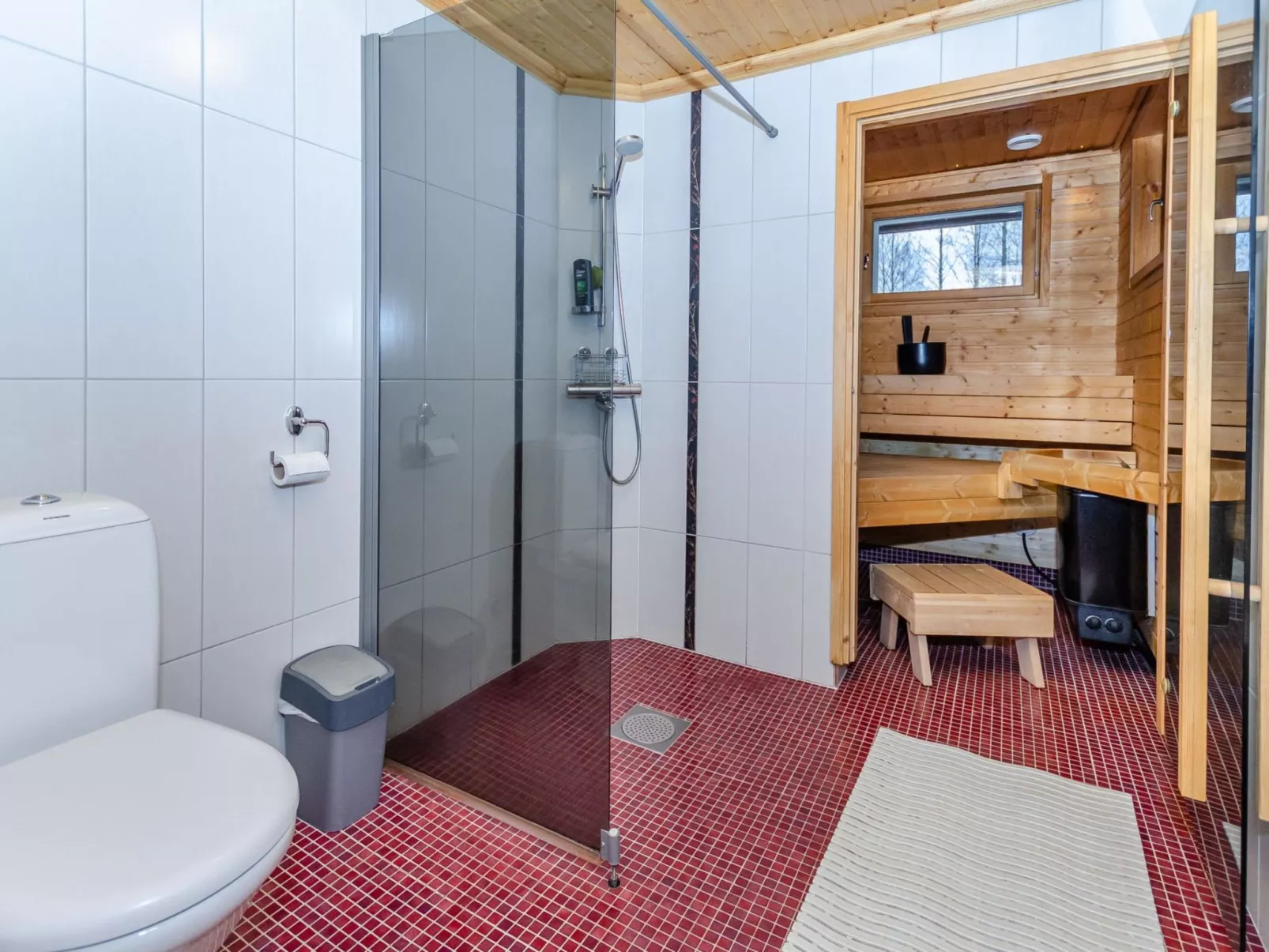 Kolin mesikämmen-Dedans