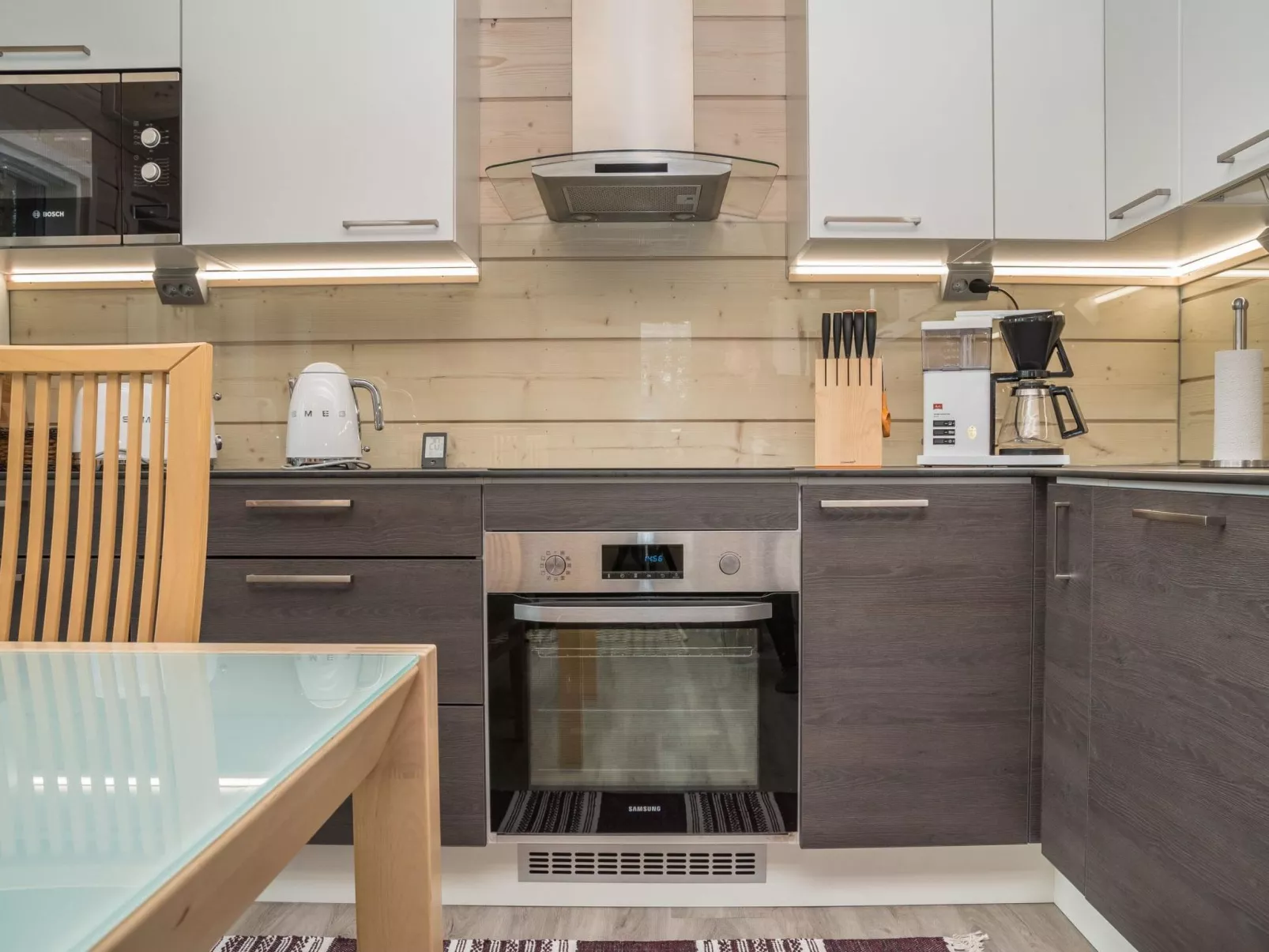 Äkäsmartti b-Dedans