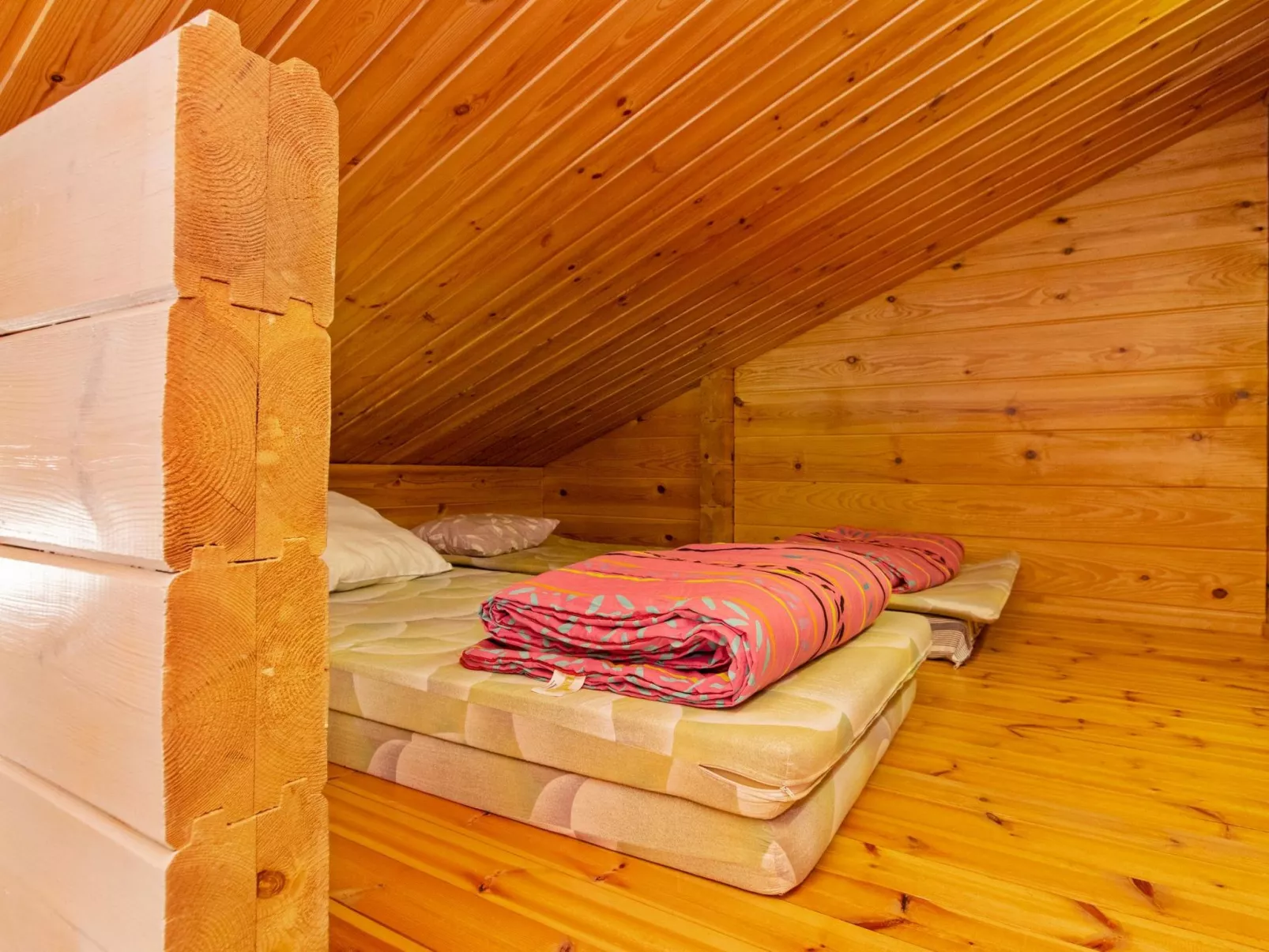 Gasthalla a paritalo-Dedans