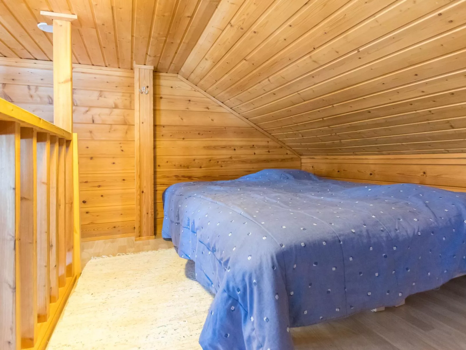 Lomaluola 5a paritalo-Dedans