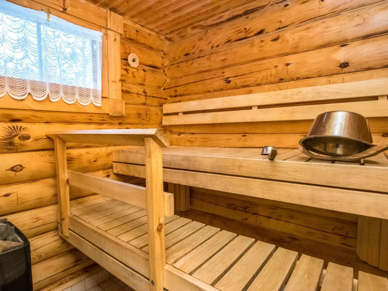 Hallantähti mökki-Dedans