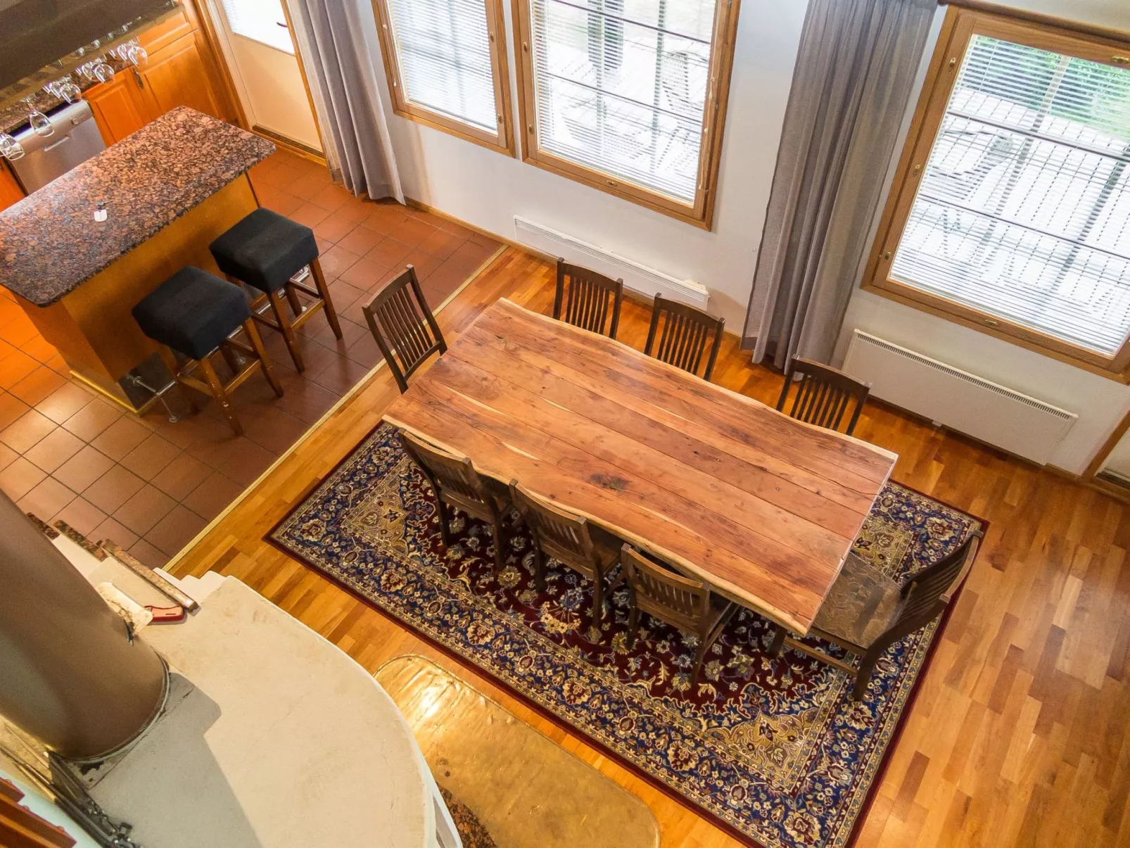 Tahkon rummikub-Dedans