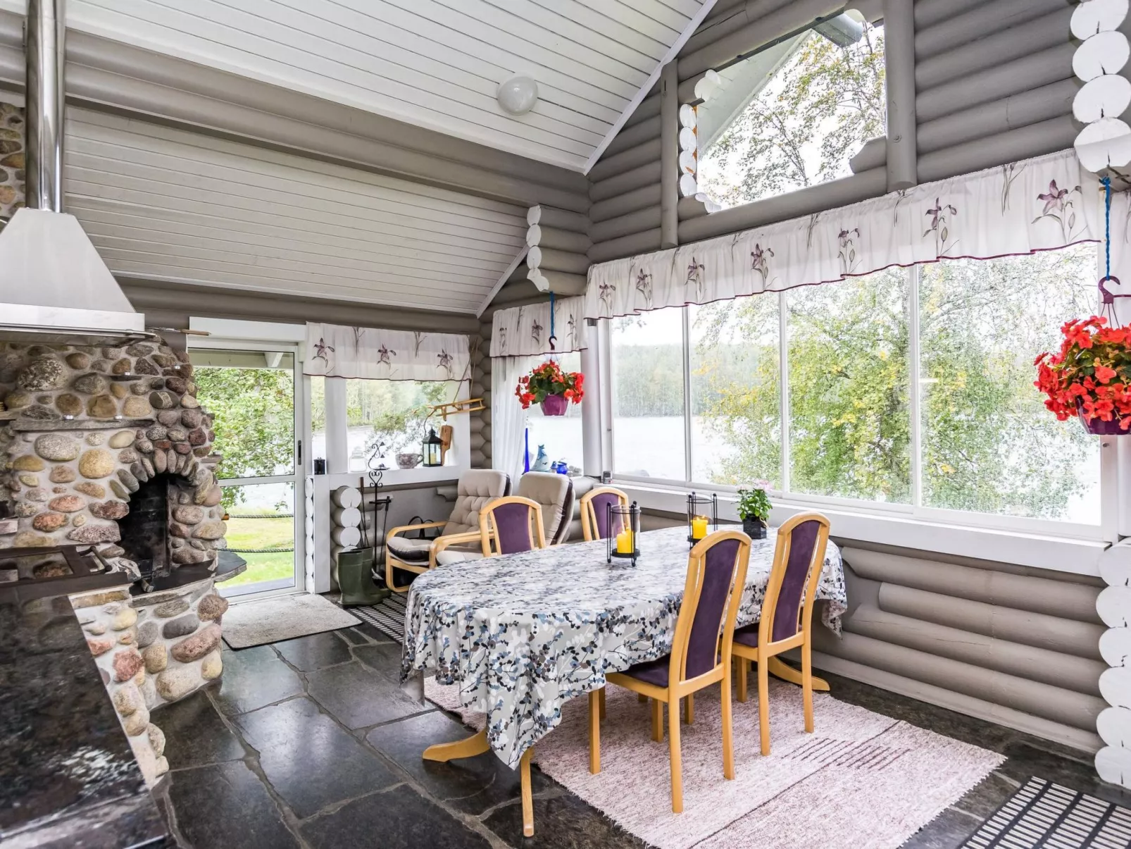 Villa leinola 2-Drinnen