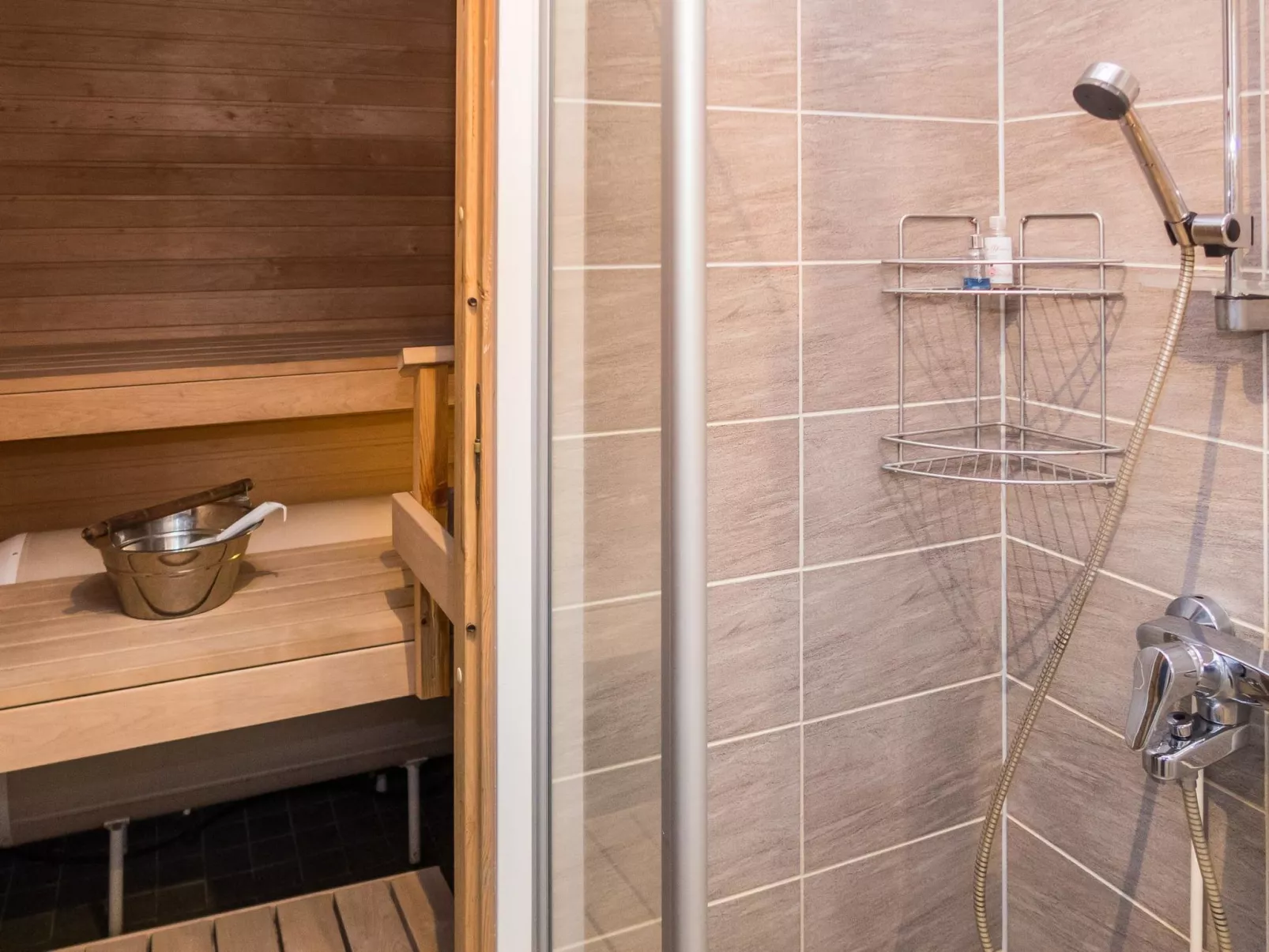 Lumi casa ruka-Inside