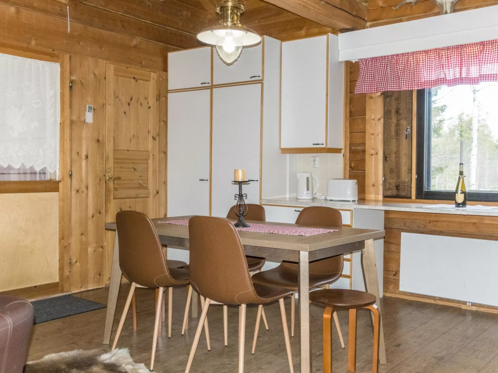 Old logger´s house-Dedans