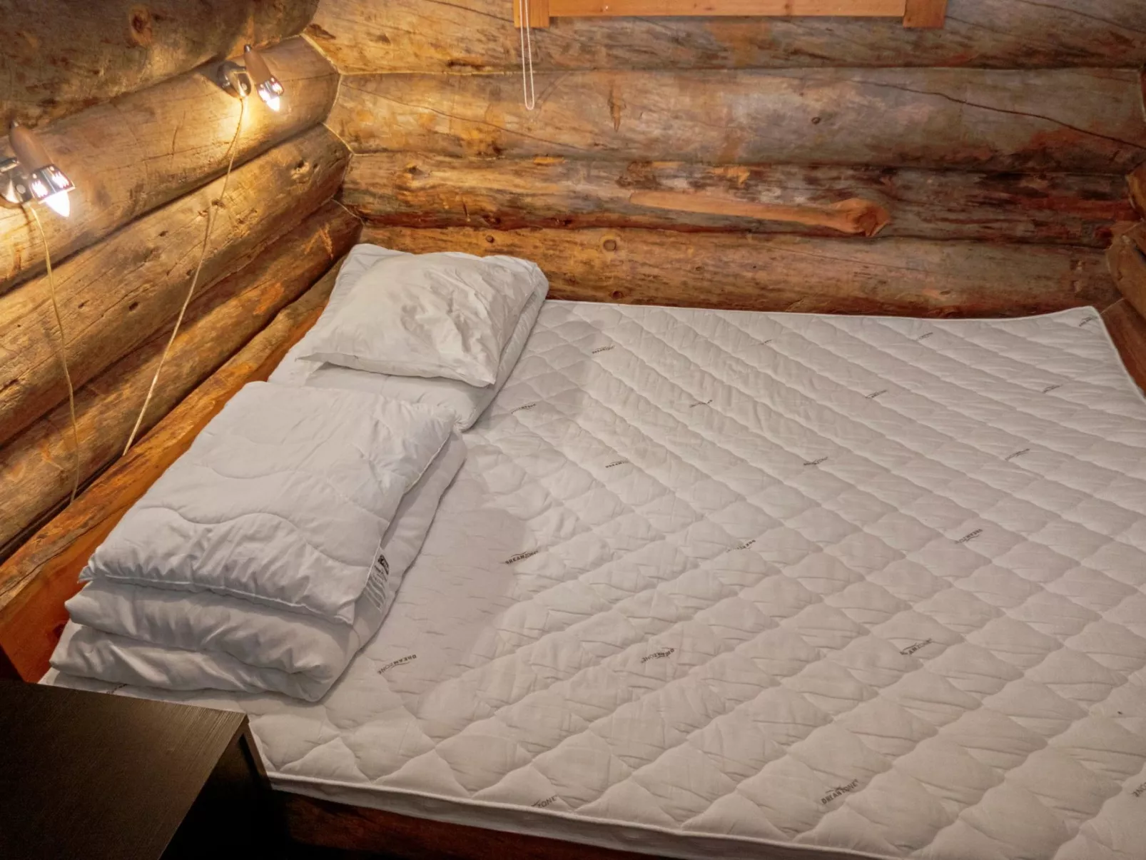 Hakojärven kelomajat 2-Dedans