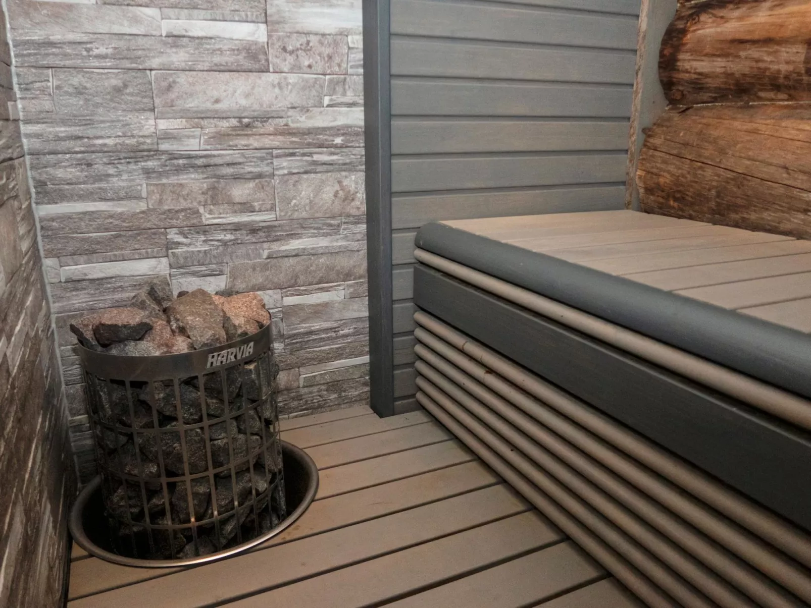 Agenttimajat 1-Dedans