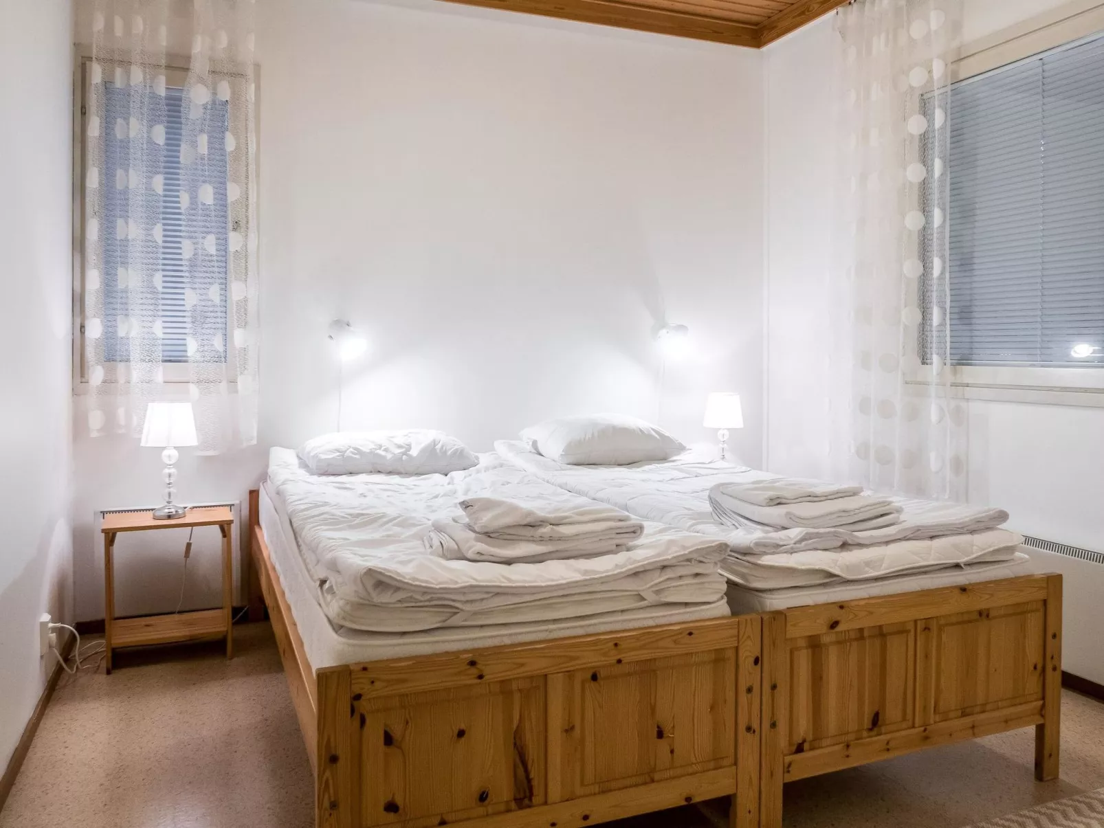 Lomakatti 10b-Dedans