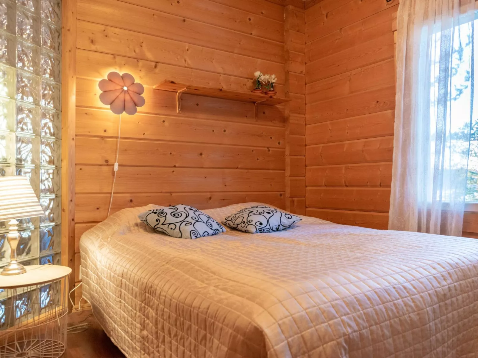 Näsinjoutsen-Dedans