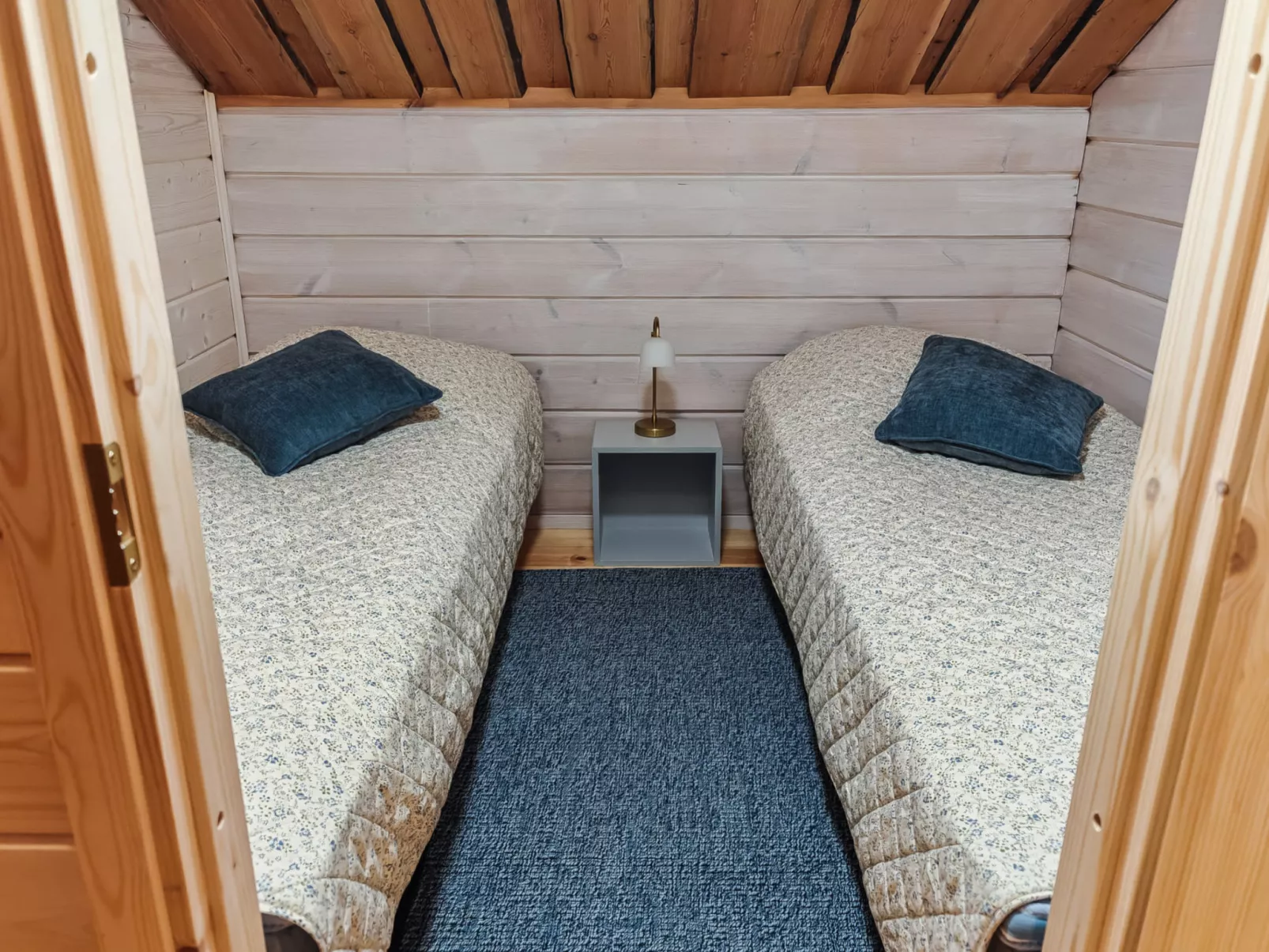 Kevätruska a-Dedans